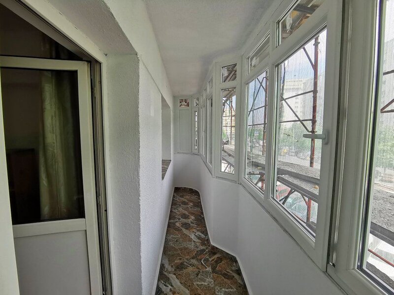 apartament 3 camere zona  - Bd. Chisinau - Mega Mall